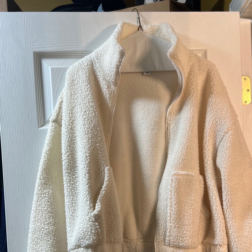 Old Navy Cozy Cream Sherpa Jacket